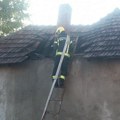 Gorela kuća u selu kod Žitorađe, brzom intervencijom prokupačkih vatrogasaca sprečeno širenje vatre