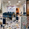 Demolirane prostorije SNS-a u Bajinoj Bašti tokom slavlja pristalica Studentske liste