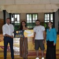 Fondacija Balkan Bet uručila donaciju Rvačkom klubu Kragujevac: Obeležen Olimpijski dan kroz podršku sportu
