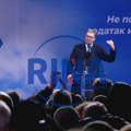 Reke ljudi dolaze, hvala Srbijo: Vučić se oglasio nakon početka skupa u Jagodini, veliki Narodni pokret stupiće na…