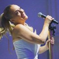 Gorelo je kao afrika: Slađa Alegro leskovačku publiku podigla na noge (foto)