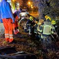 Из смрсканог Мерцедеса извучено четворо младих: Тешка несрећа у елитном кварту у Загребу