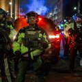Izbili nasilni neredi u Americi Mineapolis pod opsadom zbog ubistva žene, ključa i u drugim gradovima (foto, video)