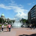 Ruši se čuvena fontana na Trgu Nikole Pašića: Biće postavljeno "vodeno ogledalo", u planu rekonstrukcija celog prostora