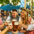 Objavljene paprene cene Krigla piva na Oktoberfestu nikada skuplja, a čaša vode, da umreš od žeđi