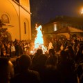 Danas je Badnji dan, praznik ljubavi i pomirenja