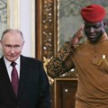 Nasmejan, samouveren i opasan: Preuzeo vlast pučem, odbacio Zapad, sklopio pakt sa Putinom: Kako je Ibrahim Traore osvojio…