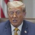 ЦНН: Трамп рекао Путину да ће бомбардовати Москву ако крене на Украјину