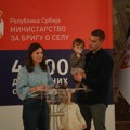 Програмом куповине кућа оживљено 4.000 села у Србији, Кркобабић и Вучић најавили наставак програма