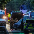 (Foto) Srbin (51) se zabarikadirao naoružan u kući sa 3 ćerke?! Novi detalji talačke krize u Nemačkoj: Majka devojčica ispred…