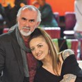 Ovo je muž Done Ares kojeg je ostavila mesec dana pred smrt: Njena majka ga naziva manipulatorom, radio sa brojnim zvezdama pa…