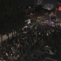 Veliki broj građana slavio na trgovima i ulicama Niša pobedu Studentske liste na parlamentarnim izborima