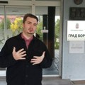„Toplanu u Boru gradiće firma bliska SNS“: Dejan Lazar iz „Glasno za omladinu“ za Danas