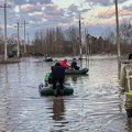 Pukla brana u Rusiji, evakuisane hiljade ljudi