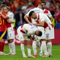 Prva utakmica B grupe Španija demolirala Hrvatsku (video)