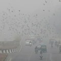 Otrovni smog u Indiji prekrio Tadž Mahal, odložio letove u Nju Delhiju