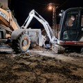 Inđija: Havarija na vodovodnoj mreži na uglu ulica Vinogradarska – Sremska