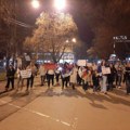 Novi protest u Prokuplju zbog zapaljenog autobusa: Građani dali rok policiji do četvrtka