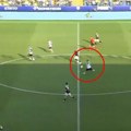 Mamma mia! Frančesko Toti uputuo bombu i dao gol sa pola terena, ceo stadion i legende fudbala bile u neverici