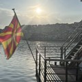Ohrid između razglednice i realnosti: Turizam, zastave i tišina između naroda