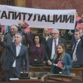 Ima li pobede nad Vučićem bez desnice?