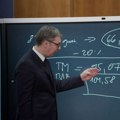 Vučić od decembra najavio povećanje penzija od 12 odsto