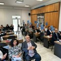 Povećana pomoć za roditelje srednjoškolaca u Medijani sa 10 na 15 hiljada