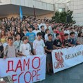 VIDEO "Poslednji čas Jovine": Veliki broj građana podržao profesore, učenike i roditelje u Novom Sadu