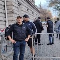 ANEM: Optuženi za napad na ekipu N1 došao na suđenje u majici sa likom Ratka Mladića
