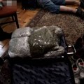 VIDEO: Trojac uhapšen u Beogradu zbog 20 kg marihuane, krili je i u nameštaju