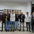 Pehari i medalje najboljima: Paraćinsko Prvenstvo MZ u malom fudbalu završeno uručenjem nagrada (foto)