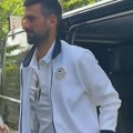 Novak Đoković stigao u Pariz, neće se obratiti medijima pred početak RG: Evo za kada je odložena konferencija