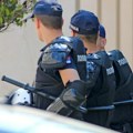 Policija nije zaštitila građane od nasilnika koji su demolirali izložbu tokom “Slovačkih narodnih svečanosti”