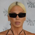 Atina i Nika Tošić oglasile se na Instagramu: Majci Jeleni jednoglasno poručile samo jedno