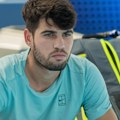 Dok se Siner previjao od bolova, Alkaraz je uradio ovo! Ceo svet bruji zbog poteza Španca! Snimak koji je obišao planetu…