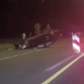 Nezgoda kod Gadžinog Hana u smeru ka Leskovcu: automobil završio na krovu