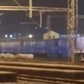 Šou na železničkoj stanici u Baru! Voz stao, dalje ni makac: Mašinovođa ugledao prizor na pruzi zbog kog je smesta povukao…