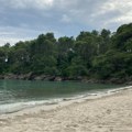 Neverovatno: Vlasnik hotela u Crnoj Gori izbacio turiste s plaže! Vikao, pa pukao: Izlazite napolje