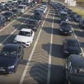 (Foto) Kolone vozila na ulazu u Hrvatsku, na Horgošu zastoj. Počela smena turista i velike gužve na granicama: Hitno se…