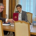 Vučić predao dužnost predsednika Ani Brnabić