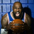 Lebron promenio broj - zbog "Doktora" FOTO