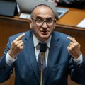 Francuski ministar unutrašnjih poslova Loran Nunjez ponudio ostavku, Makron je odbio