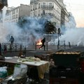 Nakon protesta francuski ministar unutrašnjih poslova Loran Nunjez ponudio ostavku, Makron je odbio