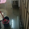 Fekalije potopile prizemlje Prekršajnog suda u Leskovcu, radnici poslati kući zbog smrada