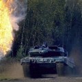 Vozila „oklopne koalicije” goreće u Ukrajini kao „leopardi“ i “abramsi”