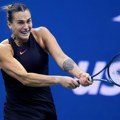 Sabalenka deklasirala Dženg za novo polufinale US opena