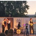 Muzika Bitlsa digla Leskovac na noge