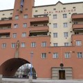 Makazama izbo suparnika na zabavi: Obojica mislili da su u vezi sa istom ženom, pa se pijani pobili: Krvava žurka u Beču