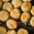 Bez dizanja testa i čekanja: Napravite brze jogurt uštipke