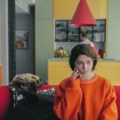 Almodovarova kreativna kriza: Kritika filma "Gorki Božić"